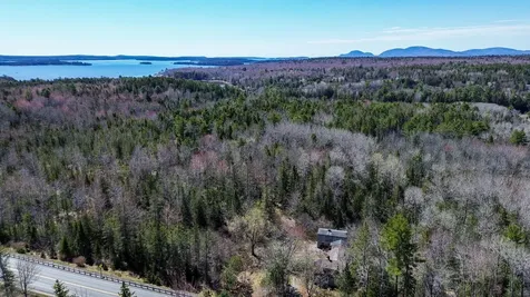 2413 U.s. 1 Sullivan ME 04664