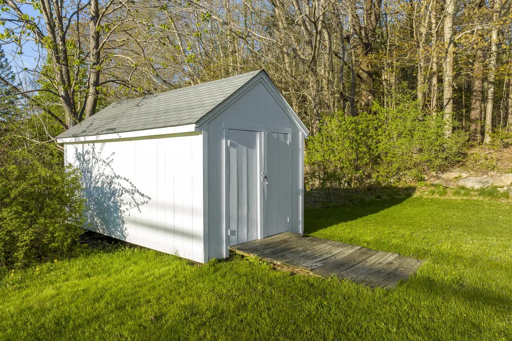 934 Wiscasset Road Boothbay ME 04537