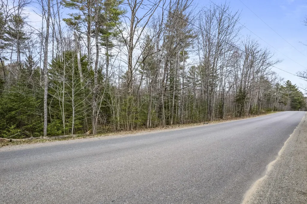 2901 Old Augusta Road Waldoboro ME 04572