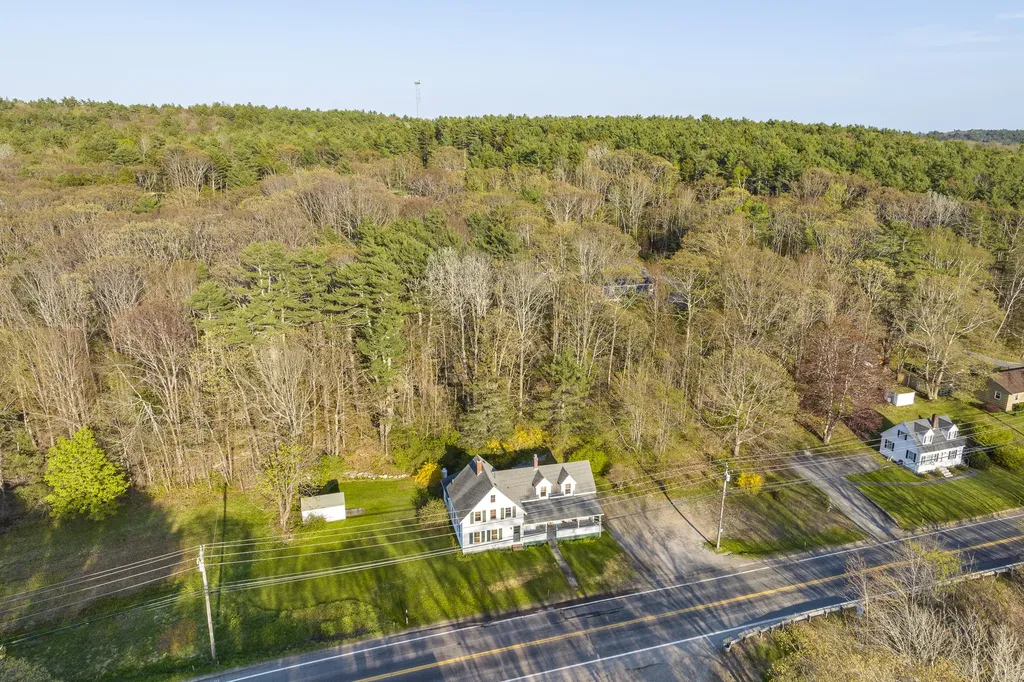 934 Wiscasset Road Boothbay ME 04537