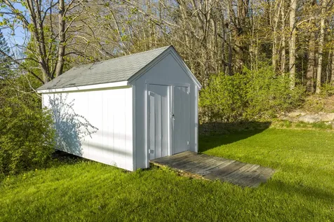 934 Wiscasset Road Boothbay ME 04537
