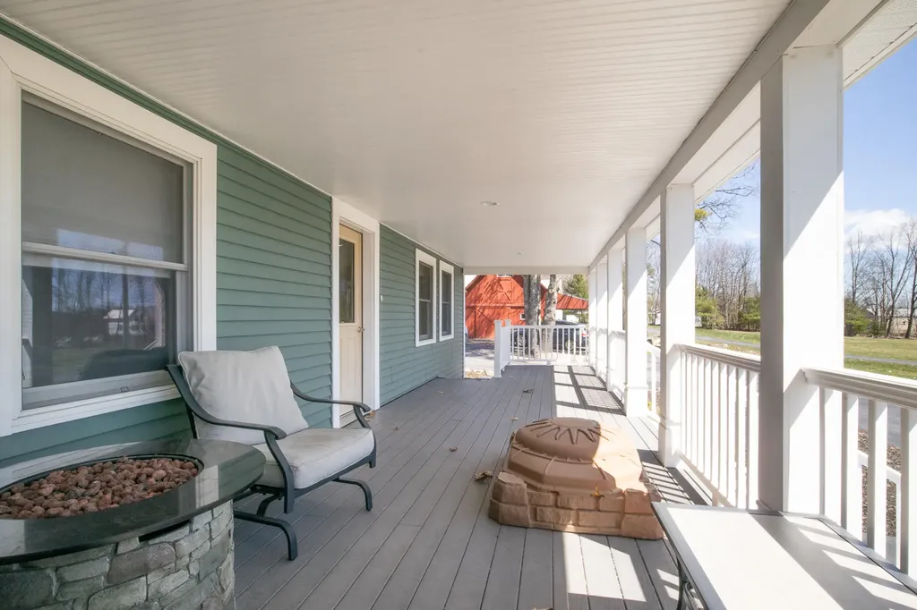 71 Maplecrest Road Parsonsfield ME 04047