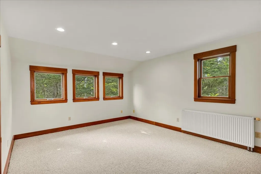 70 Ledgewood Lane Blue Hill ME 04614