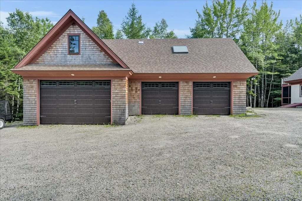 70 Ledgewood Lane Blue Hill ME 04614