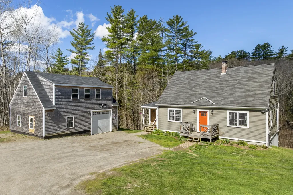 11 N Dyer Neck Road Newcastle ME 04553