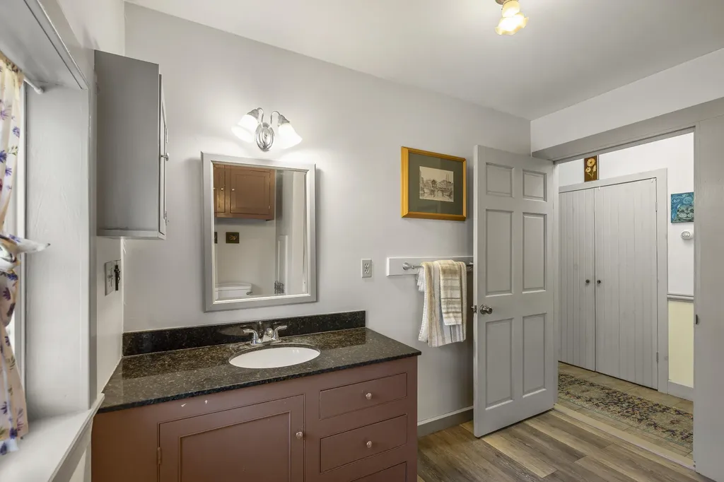 11 N Dyer Neck Road Newcastle ME 04553