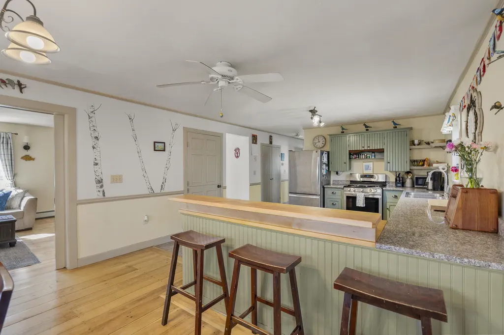 11 N Dyer Neck Road Newcastle ME 04553