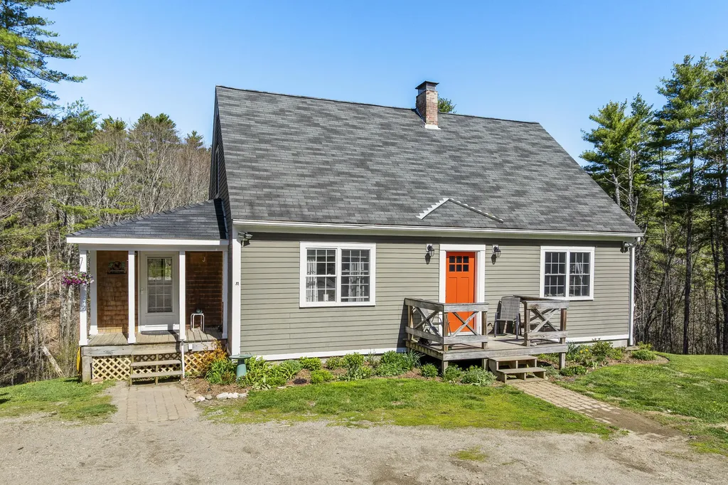 11 N Dyer Neck Road Newcastle ME 04553