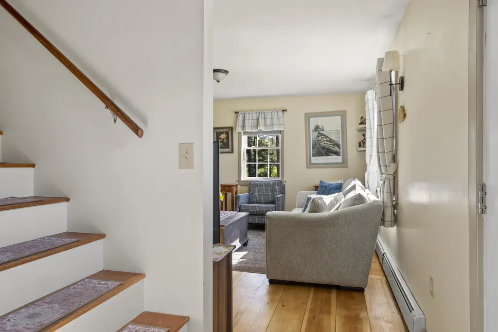 11 N Dyer Neck Road Newcastle ME 04553