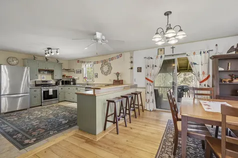 11 N Dyer Neck Road Newcastle ME 04553