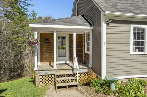 11 N Dyer Neck Road Newcastle ME 04553
