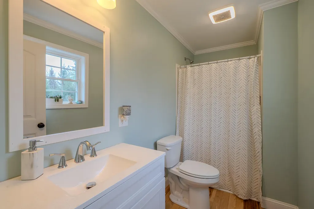 19 Magnolia Hill Road Bangor ME 04401