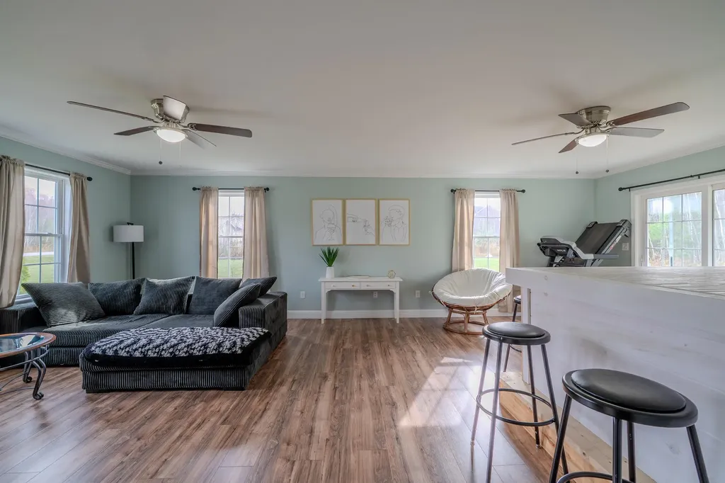19 Magnolia Hill Road Bangor ME 04401