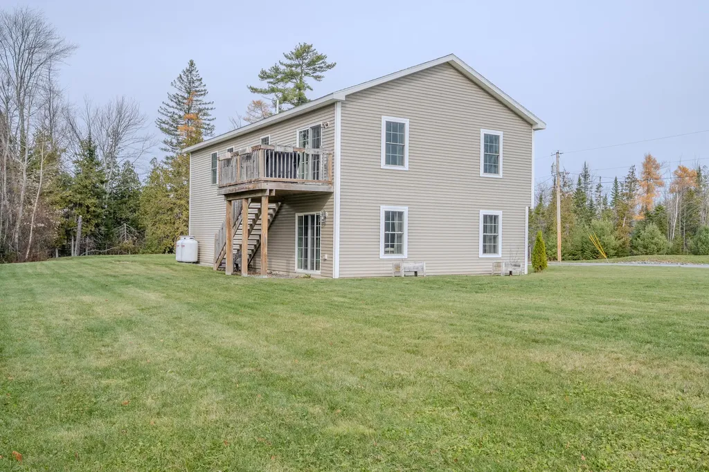 19 Magnolia Hill Road Bangor ME 04401