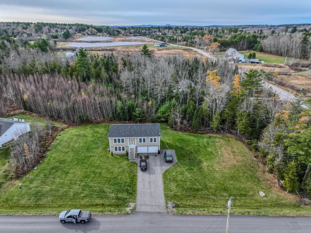19 Magnolia Hill Road Bangor ME 04401