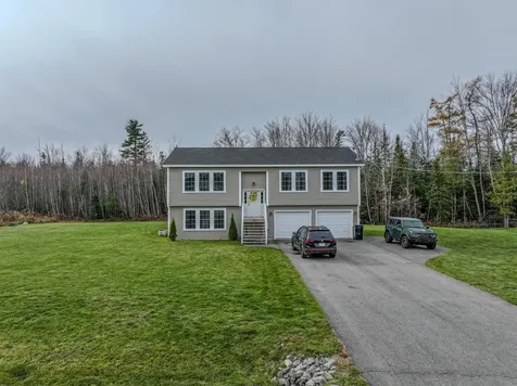 19 Magnolia Hill Road Bangor ME 04401