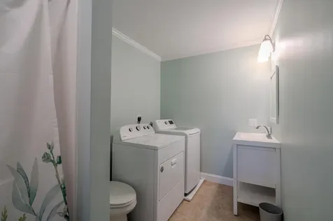 19 Magnolia Hill Road Bangor ME 04401