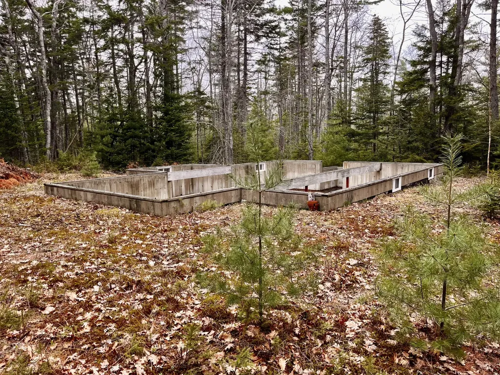 34 Bunchberry Lane Bristol ME 04539