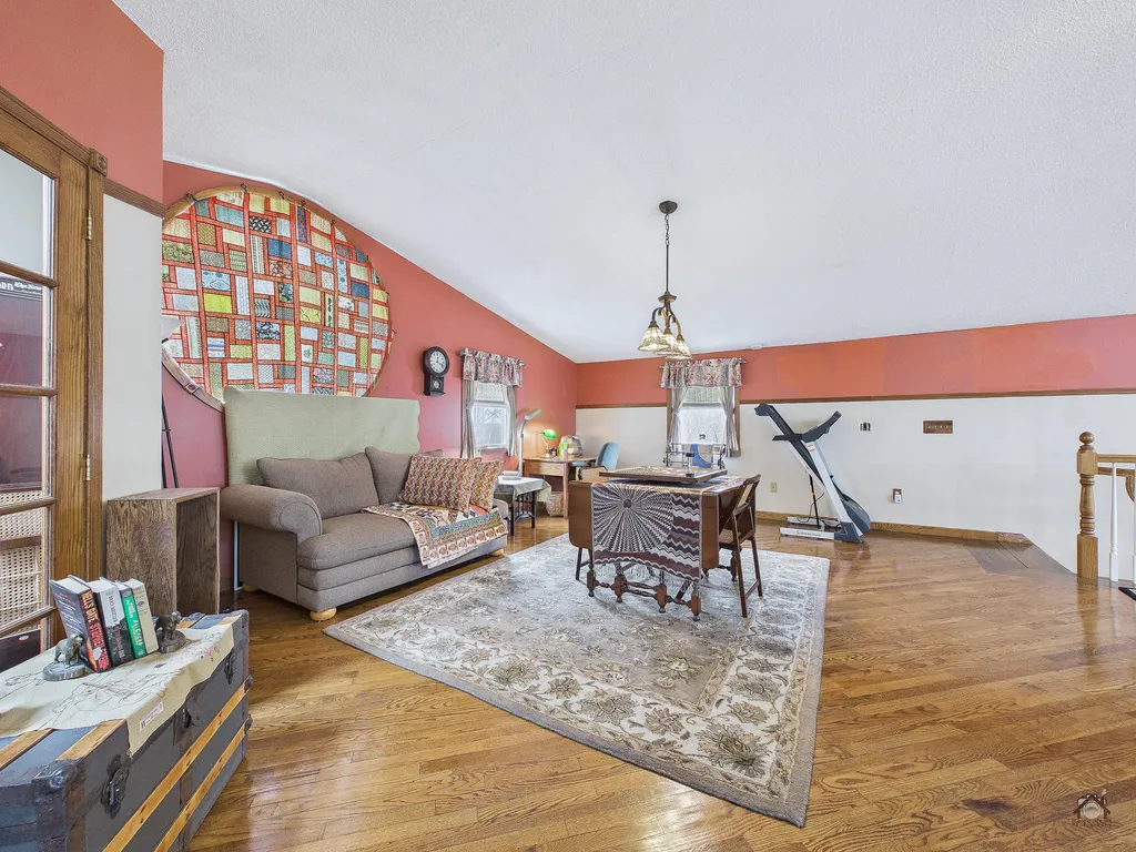 43 Peaslee Road Pittston ME 04345