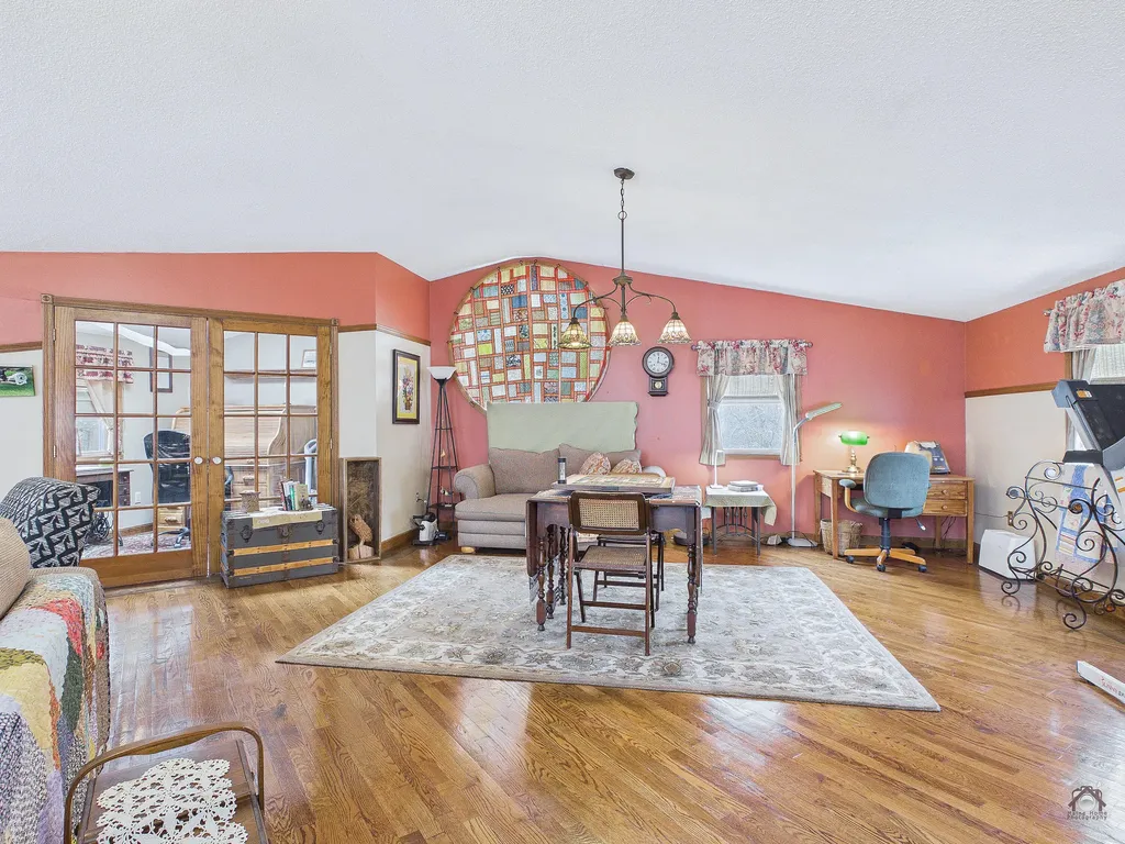 43 Peaslee Road Pittston ME 04345