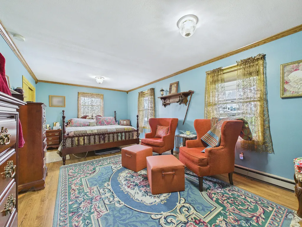 43 Peaslee Road Pittston ME 04345