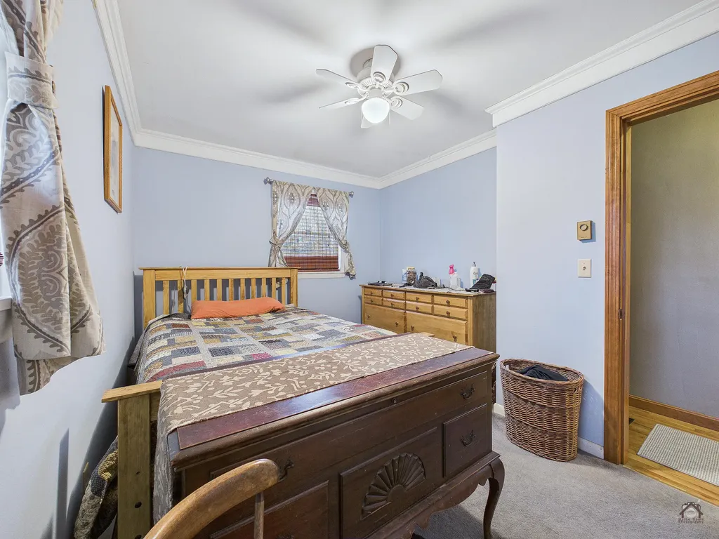 43 Peaslee Road Pittston ME 04345