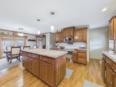 43 Peaslee Road Pittston ME 04345