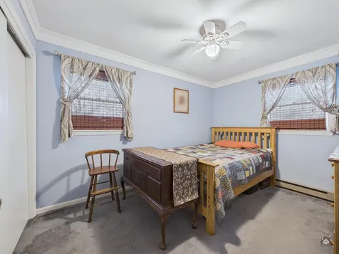 43 Peaslee Road Pittston ME 04345