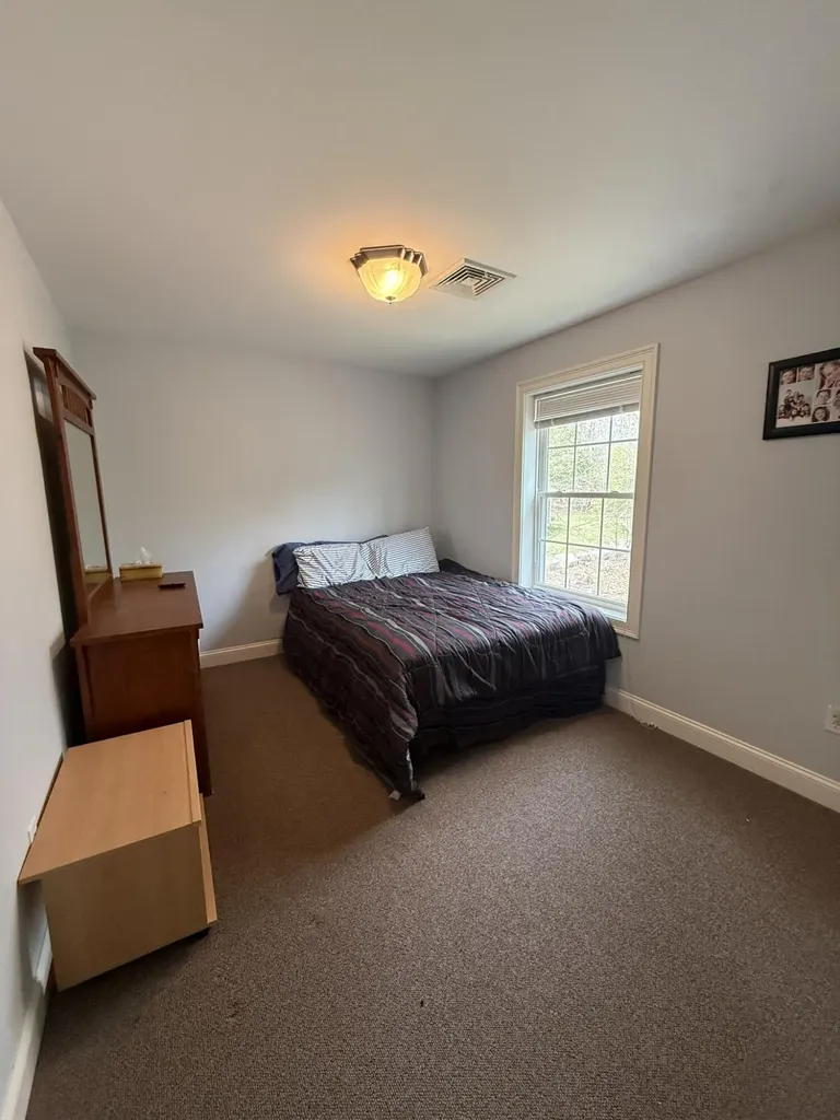 18 Rockwood Way Naples ME 04055