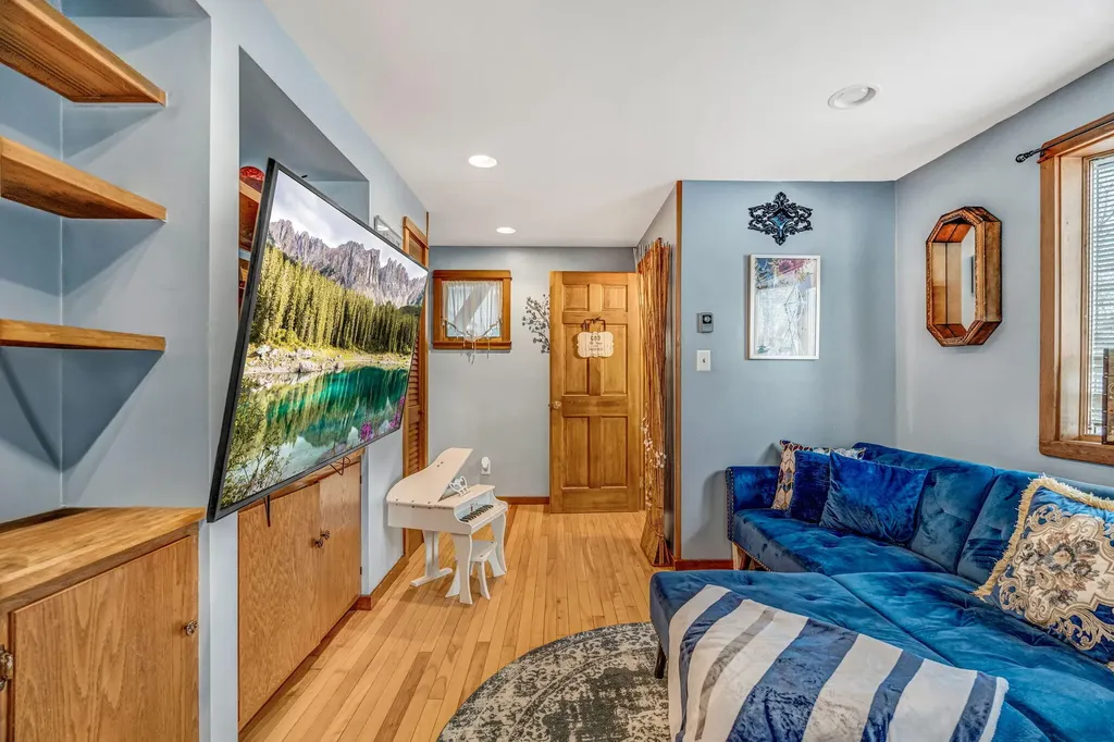 74 7th Street Bangor ME 04401
