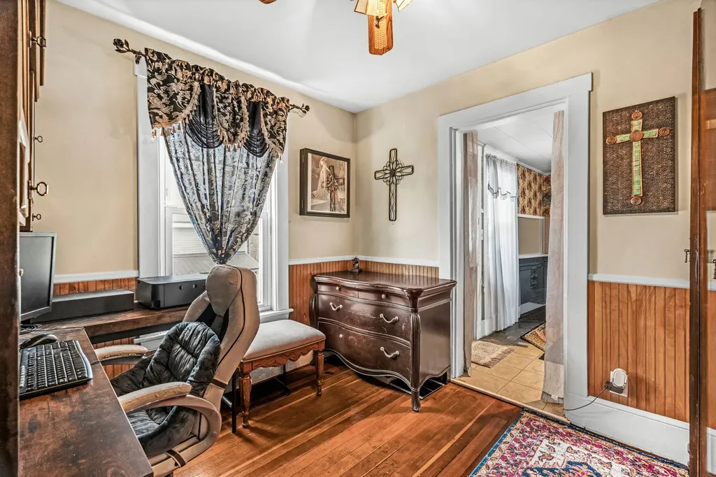 74 7th Street Bangor ME 04401