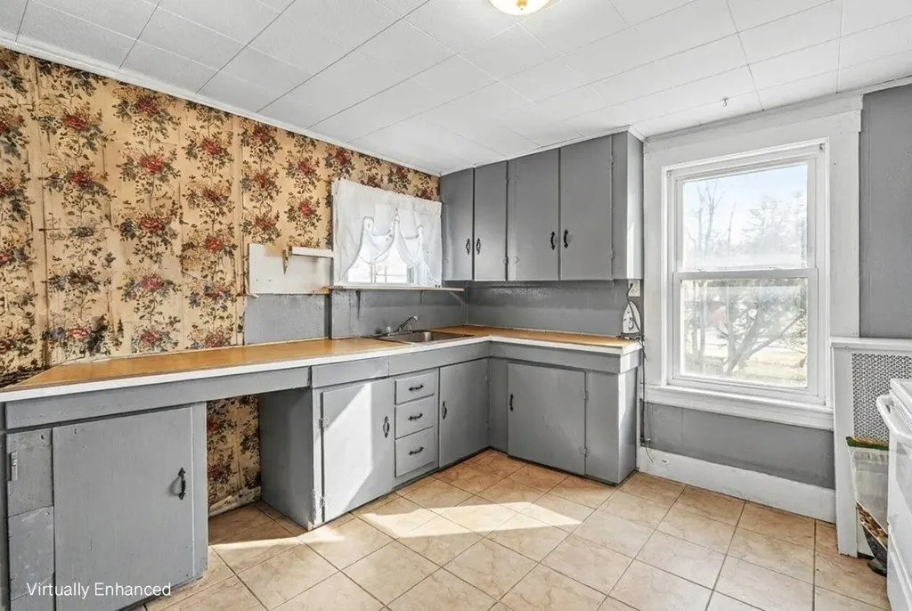 74 7th Street Bangor ME 04401