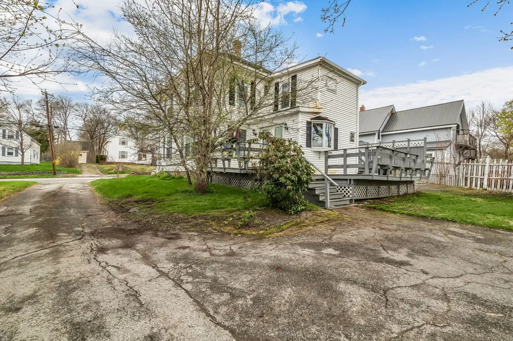 74 7th Street Bangor ME 04401