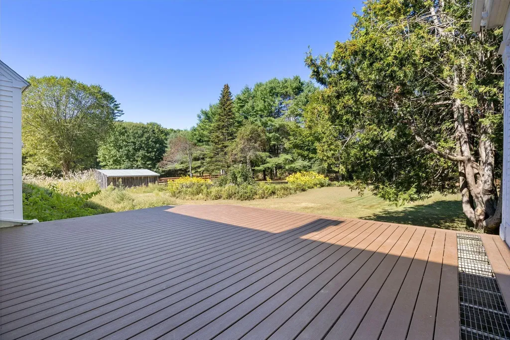 162 Merrill Road Pownal ME 04069