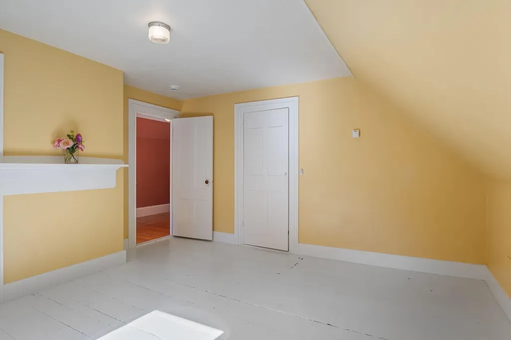 162 Merrill Road Pownal ME 04069