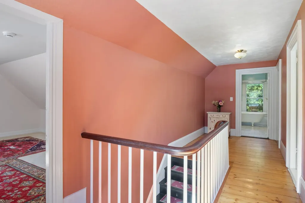 162 Merrill Road Pownal ME 04069