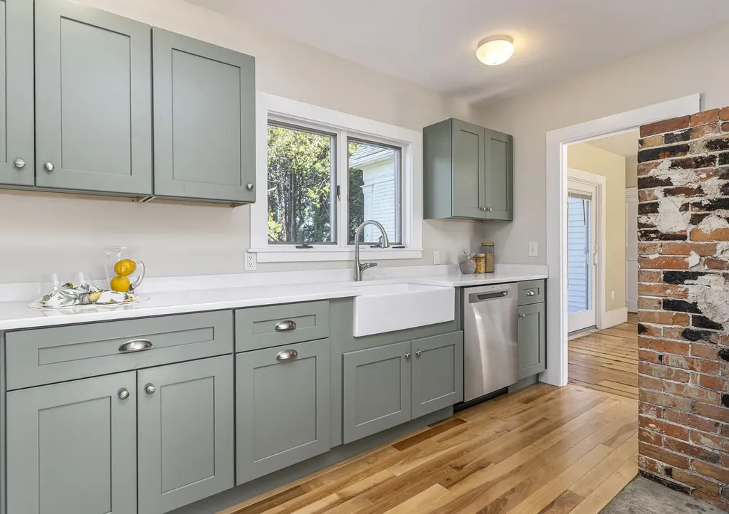 162 Merrill Road Pownal ME 04069