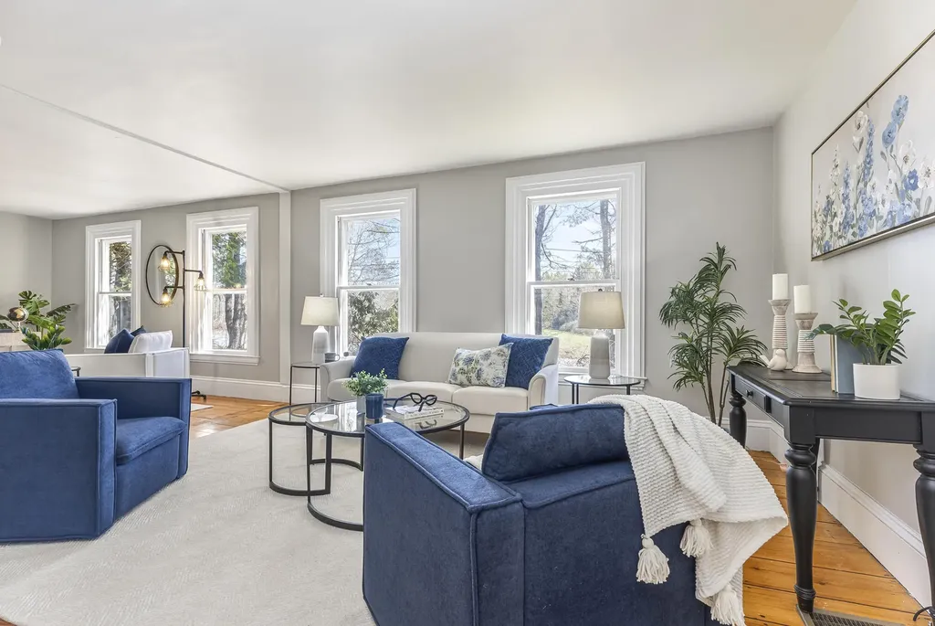 162 Merrill Road Pownal ME 04069