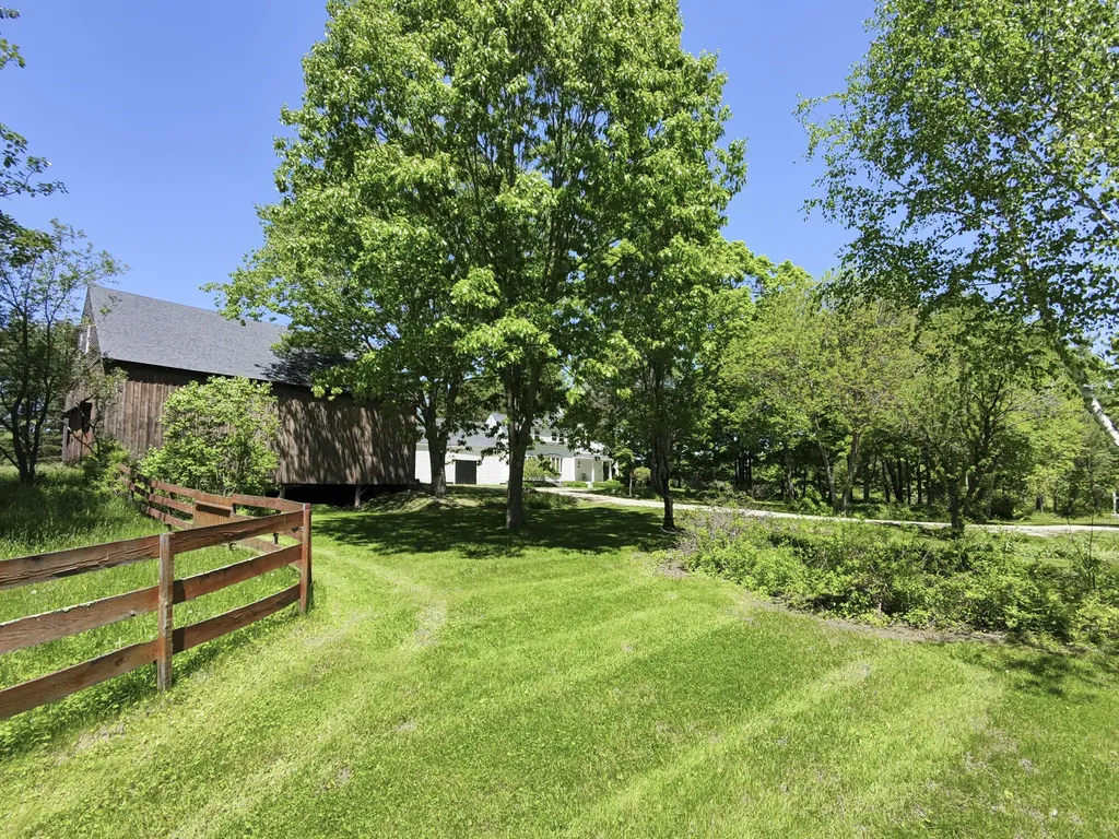 162 Merrill Road Pownal ME 04069
