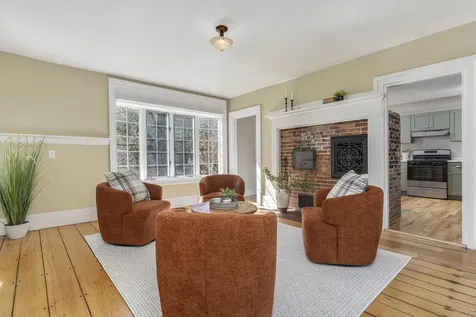 162 Merrill Road Pownal ME 04069