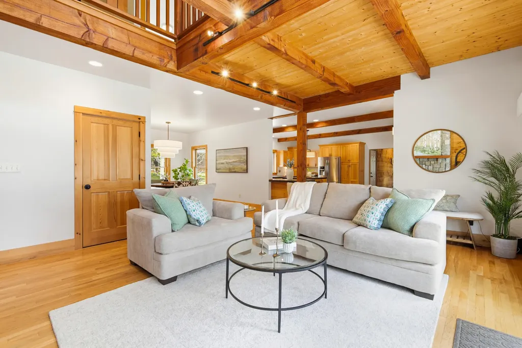 49 Harts Way Gorham ME 04038