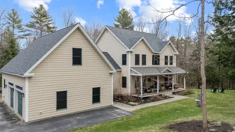49 Harts Way Gorham ME 04038
