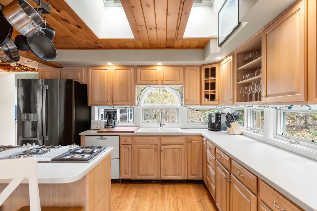 54 Stonetree Road Arrowsic ME 04530