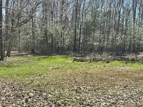 218 Plummer Road Richmond ME 04357