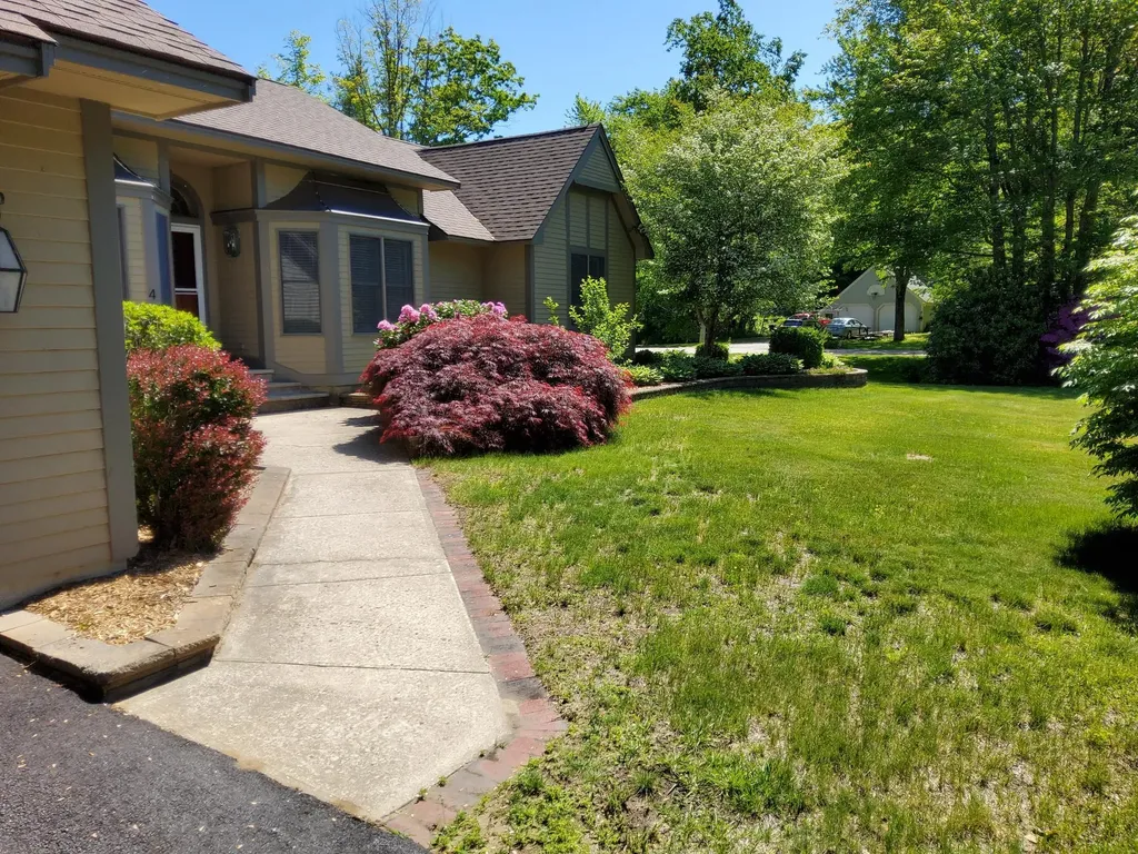 4 Harriman Farm Road Saco ME 04072