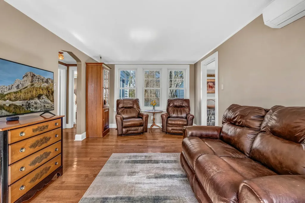 21 Maple Avenue Scarborough ME 04074