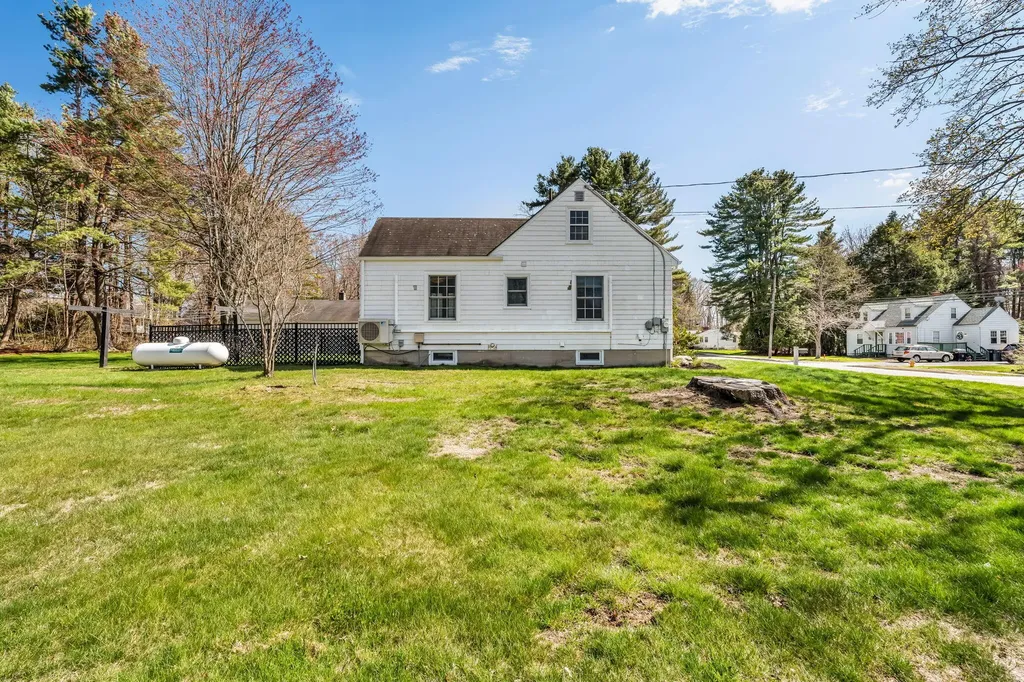 21 Maple Avenue Scarborough ME 04074