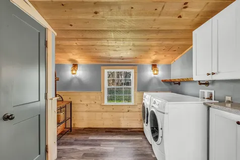 21 Maple Avenue Scarborough ME 04074