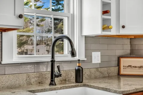 21 Maple Avenue Scarborough ME 04074