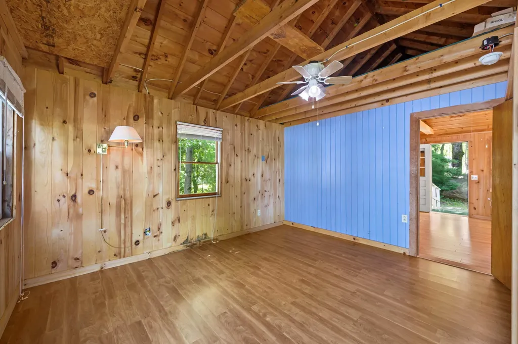 16 Maple Ridge Road Monmouth ME 04259